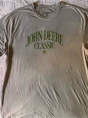 John Deere Men's Crew Neck T-Shirt - Light Gray with Green Logo